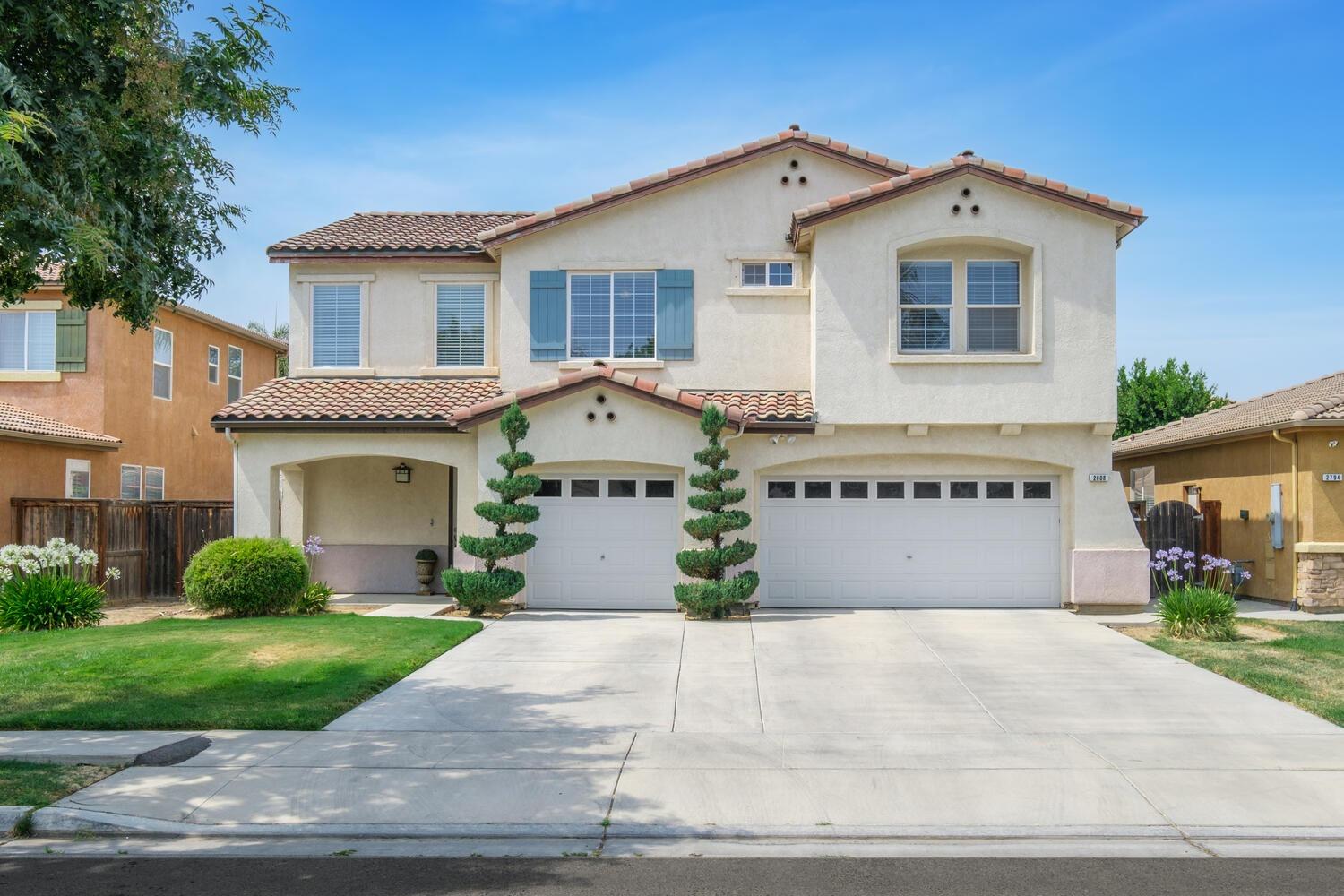 2808 Almond Avenue, Sanger, CA 93657 Compass