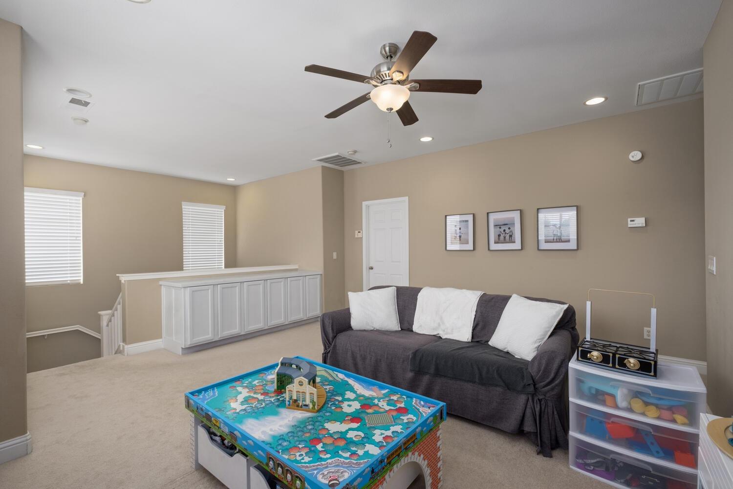 2808 Almond Avenue Sanger, CA 93657 - Photo 13 of 24