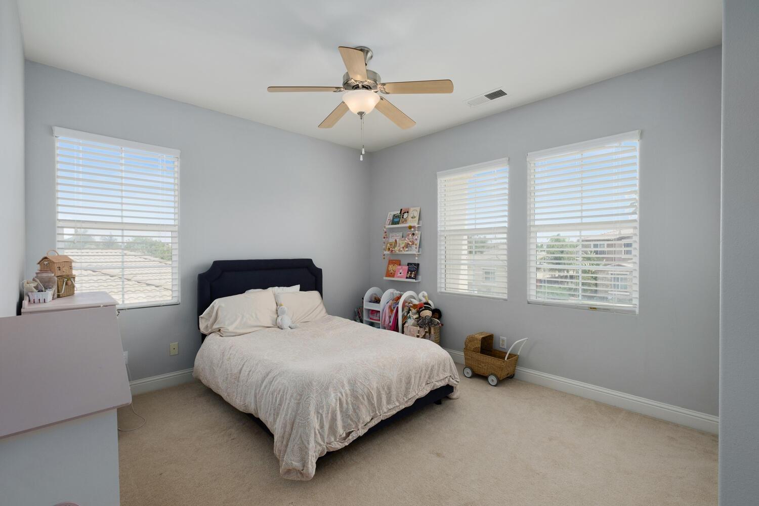 2808 Almond Avenue Sanger, CA 93657 - Photo 17 of 24