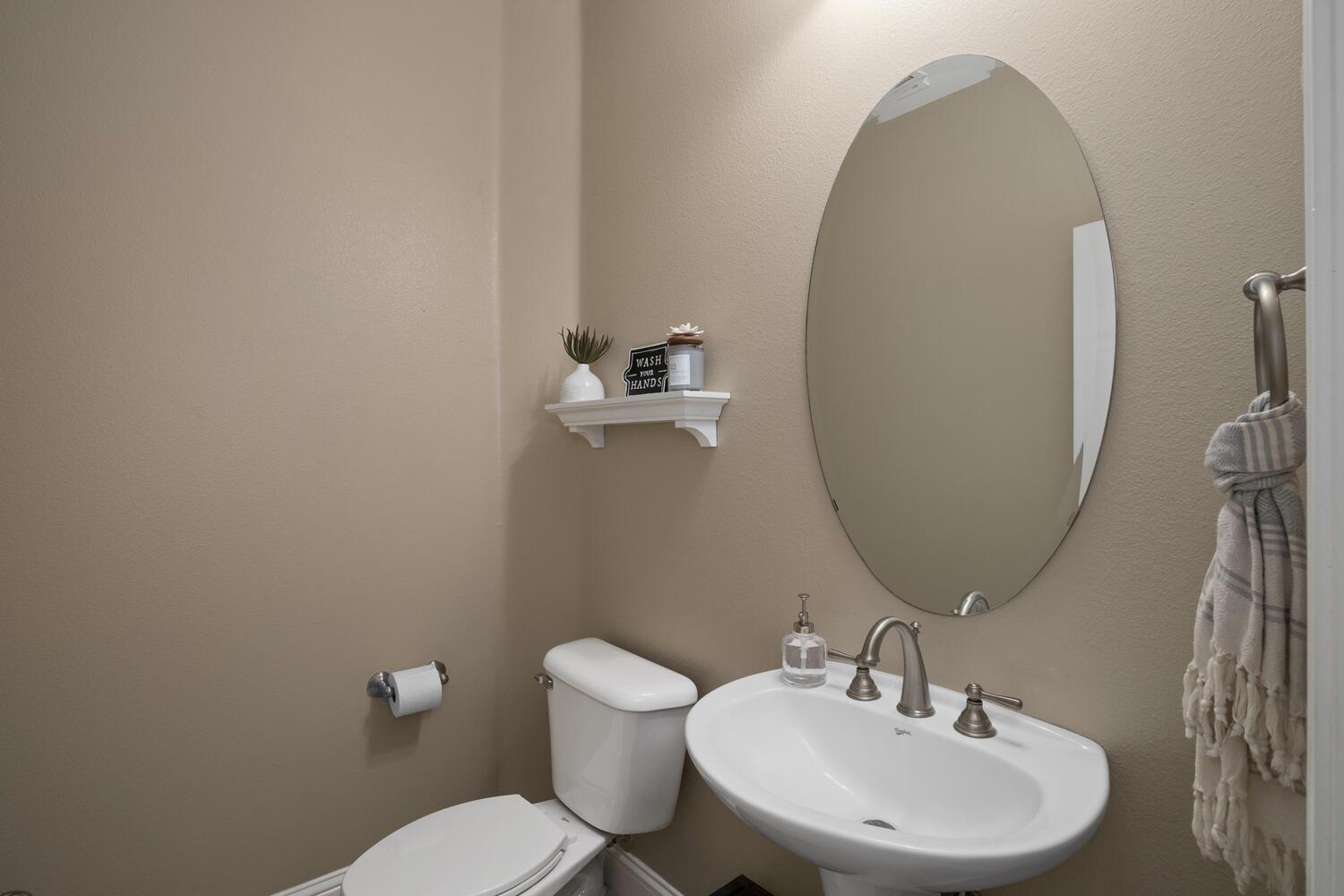 2808 Almond Avenue Sanger, CA 93657 - Photo 10 of 24