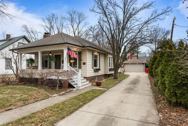 $235,000 | 306 North Edwin Street, Champaign, IL 61821