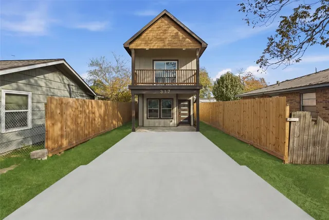 $271,000 | 317 South 3rd Street, La Porte, TX 77571