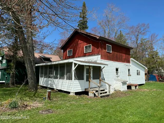 $140,000 | 113 Forest Avenue, Caroga, NY 12032