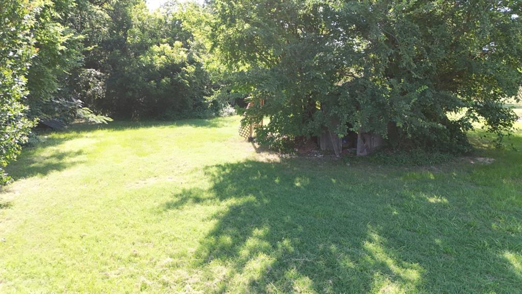 415 Meadowlark Trail Springtown, TX 76082 - Photo 35 of 40