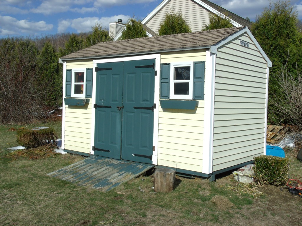 4 Gates Street Monson, MA 01057 - Photo 5 of 30 Gallery Image 5
