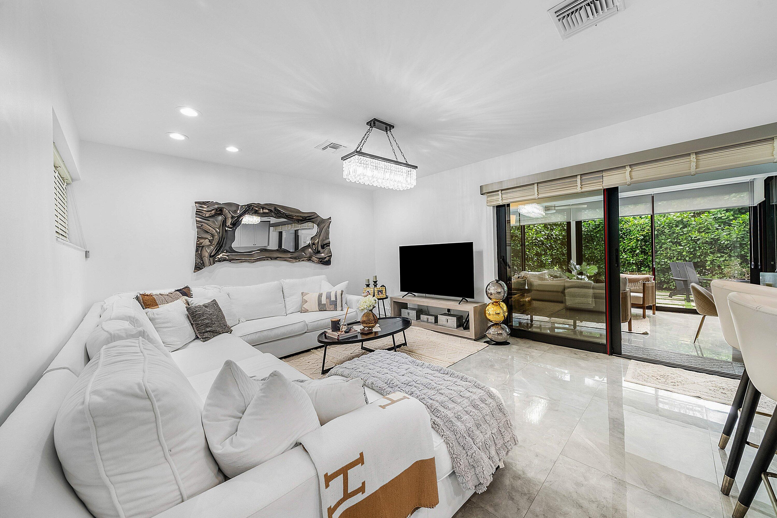 20797 Cabrillo Way Boca Raton, FL 33428 - Photo 14 of 100 015-20797CabrilloWay-BocaRaton-FL-33428-