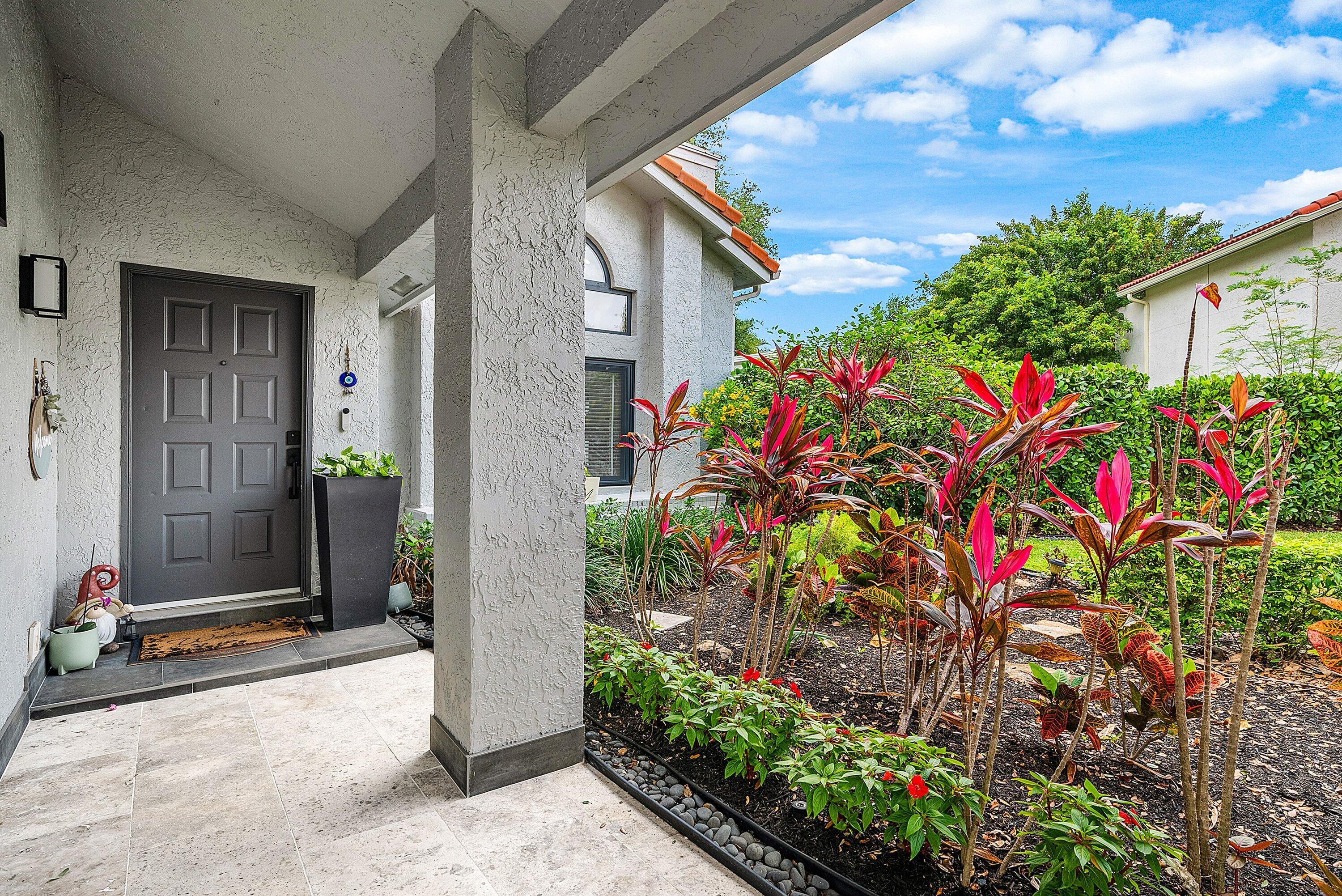 20797 Cabrillo Way Boca Raton, FL 33428 - Photo 3 of 100 004-20797CabrilloWay-BocaRaton-FL-33428-