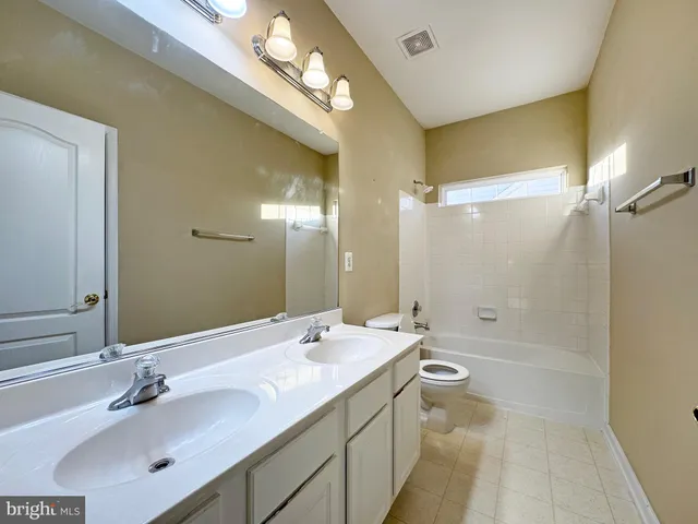 $3,699 | 12652 Heron Ridge Drive, Fairfax, VA 22030