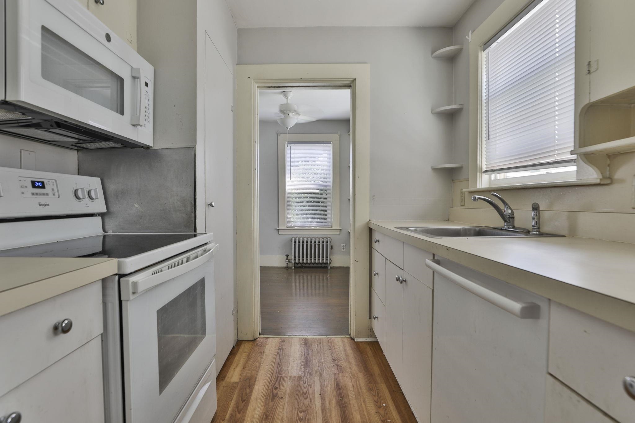 1 Oak Street Nashua, NH 03060 - Photo 13 of 22