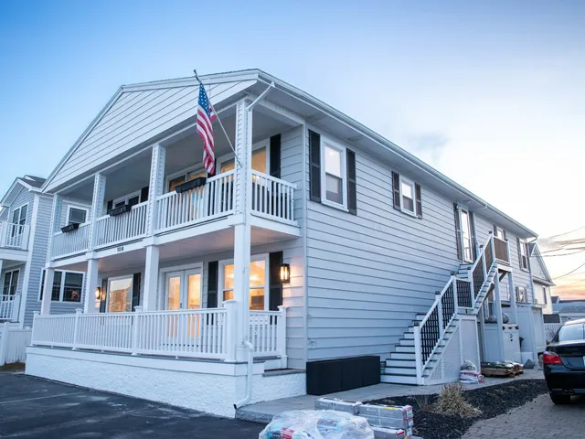 $1,589,000 | 108 Ocean Drive, Unit 1, Seabrook, NH 03874