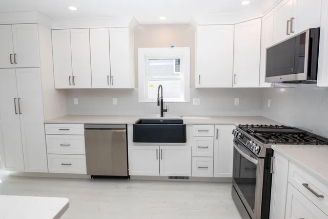 $1,589,000 | 108 Ocean Drive, Unit 1, Seabrook, NH 03874