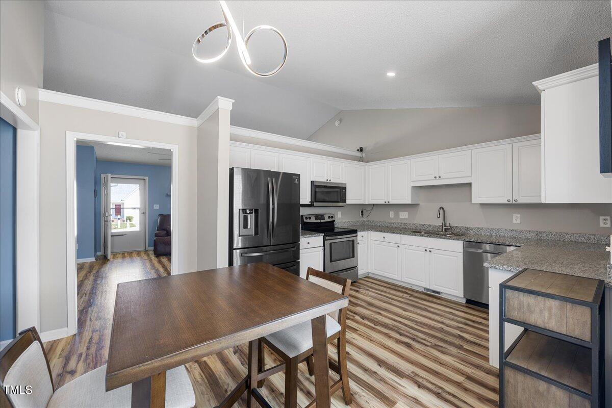 7124 Missionary Ridge Drive Raleigh, NC 27610 - Photo 19 of 26 19-2A1A1720