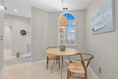 $799,000 | 1530 Clermont Drive, Unit 403, Naples, FL 34109