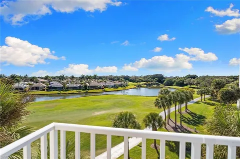 $799,000 | 1530 Clermont Drive, Unit 403, Naples, FL 34109