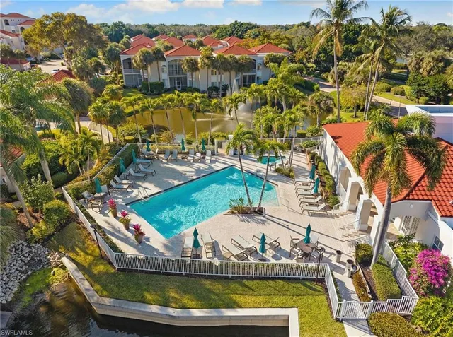 $799,000 | 1530 Clermont Drive, Unit 403, Naples, FL 34109