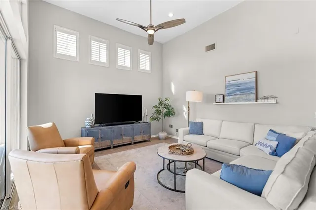 $799,000 | 1530 Clermont Drive, Unit 403, Naples, FL 34109