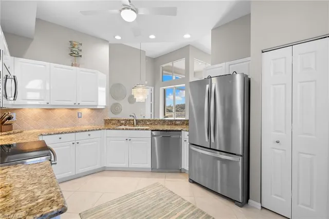 $799,000 | 1530 Clermont Drive, Unit 403, Naples, FL 34109