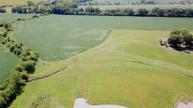 $170,000 | Christison's Addition N/a, Chillicothe, MO 64601