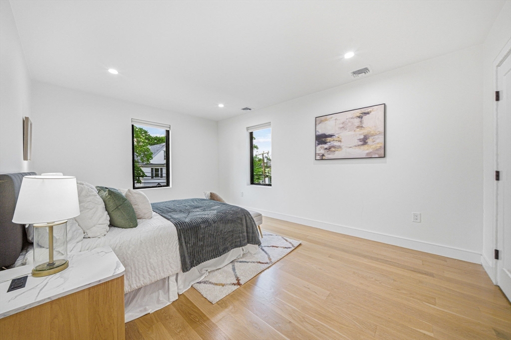 284 Webster Street Newton, MA 02466 - Photo 18 of 42
