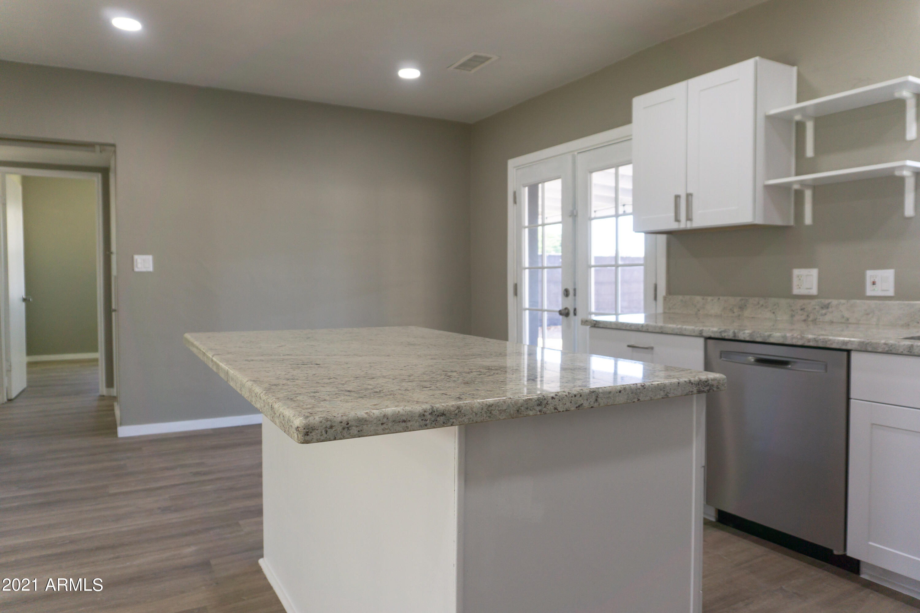 1368 East Osborn Road Phoenix, AZ 85014 - Photo 5 of 16 DSC06230