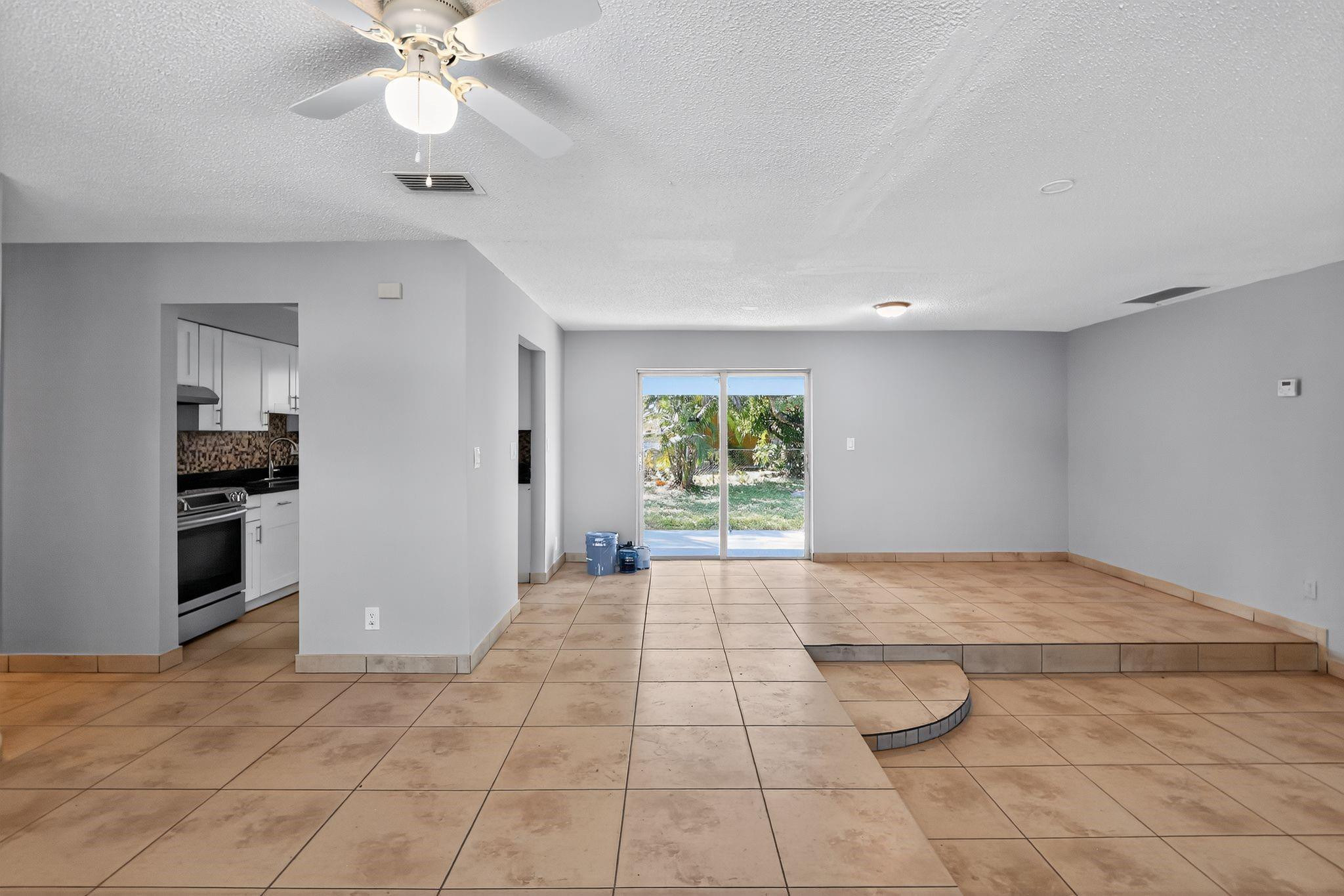 4810 Northwest 19th Street Lauderhill, FL 33313 - Photo 5 of 16 Photo 5