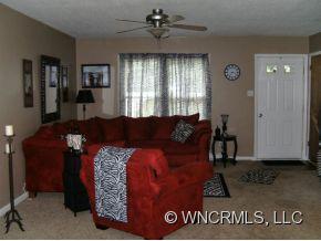 285 Mc Kinney Road Marion, NC 28752 - Photo 3 of 12 Gallery Image 3