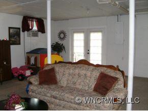 285 Mc Kinney Road Marion, NC 28752 - Photo 8 of 12 Gallery Image 8