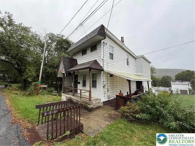 $134,900 | 446 Biddle Street, Tamaqua, PA 18252