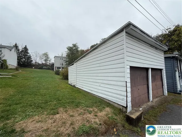 $134,900 | 446 Biddle Street, Tamaqua, PA 18252
