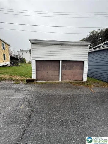 $134,900 | 446 Biddle Street, Tamaqua, PA 18252