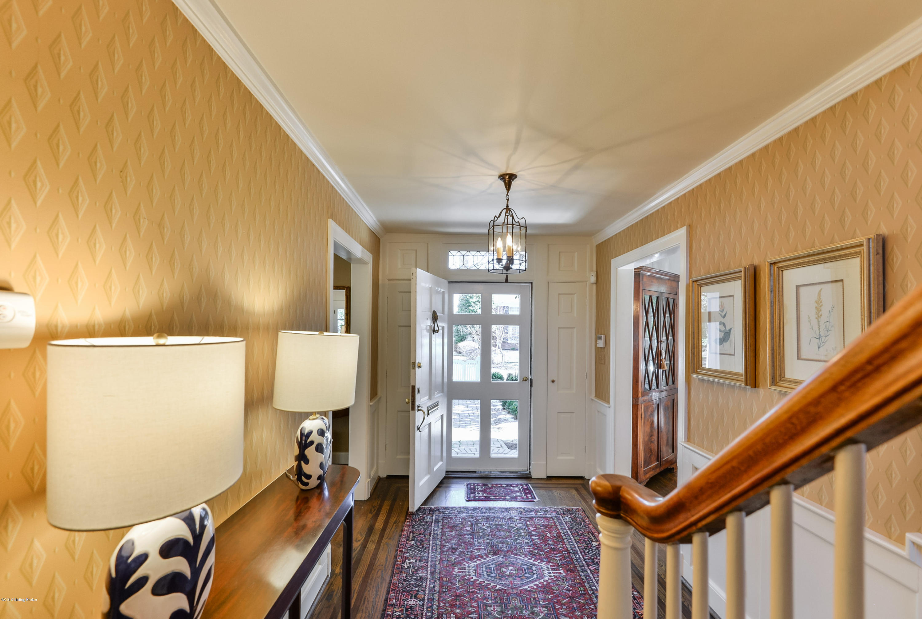 658 Upland Road Louisville, KY 40206 - Photo 7 of 49 014 LSIR 20190306 0989