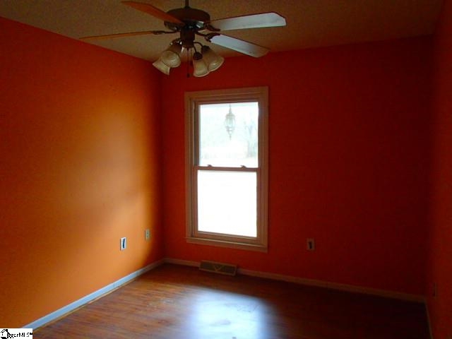 351 Allgood Bridge Road Pickens, SC 29671 - Photo 5 of 16