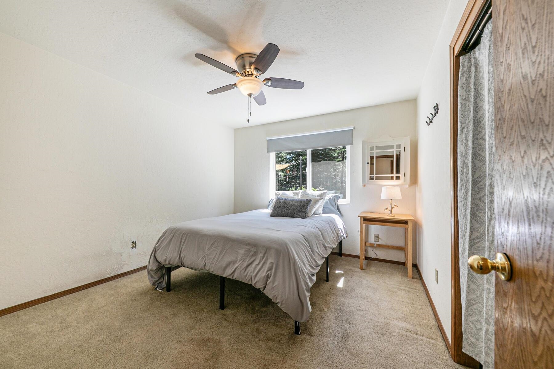 17263 Northwoods Boulevard Truckee, CA 96161 - Photo 14 of 27