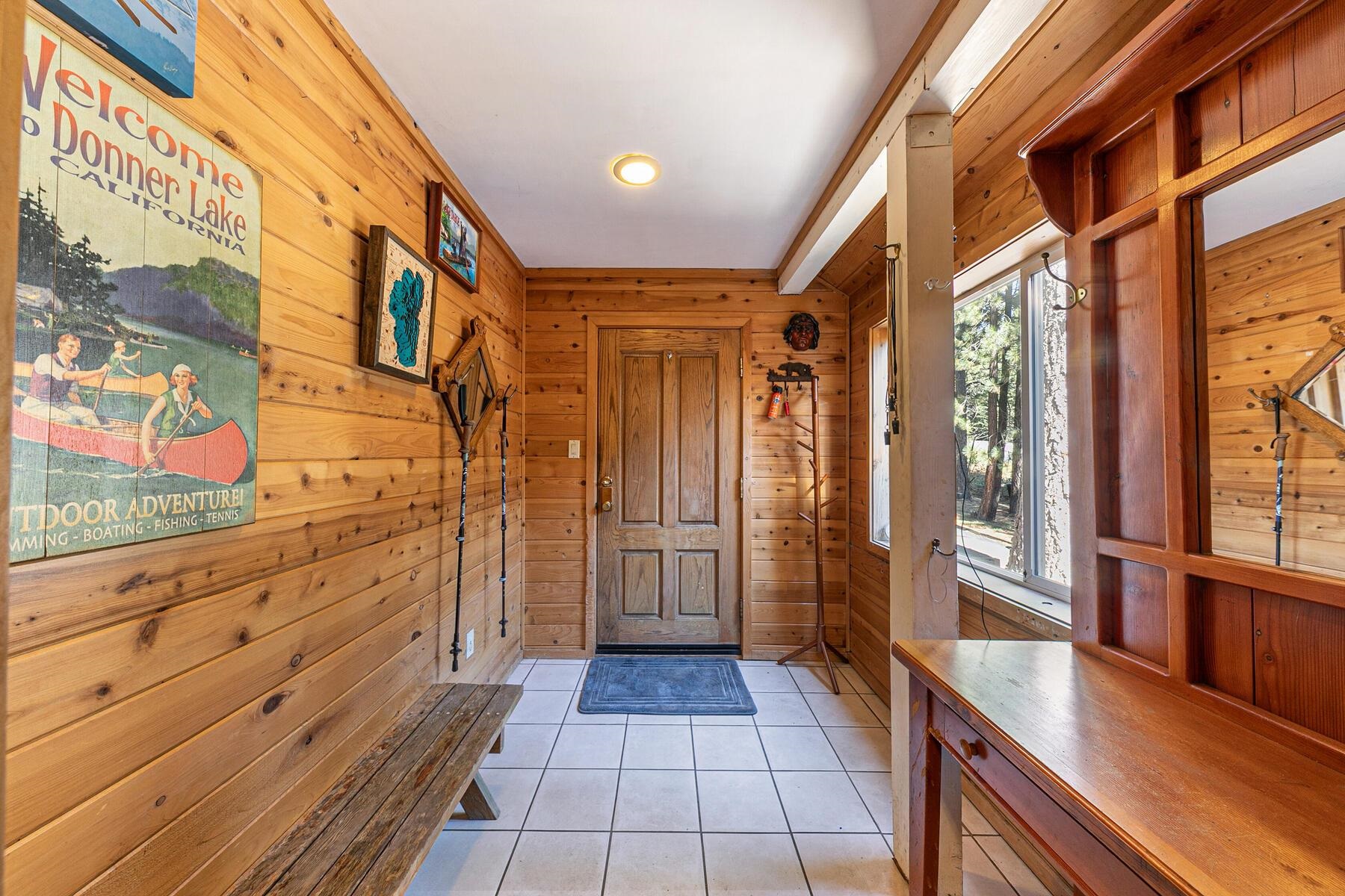 17263 Northwoods Boulevard Truckee, CA 96161 - Photo 3 of 27