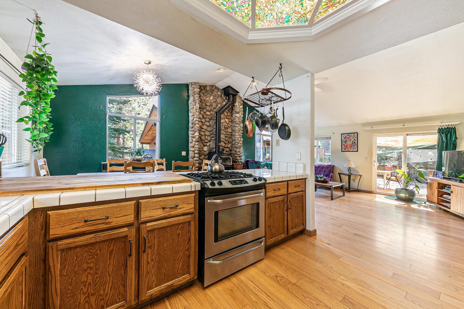 17263 Northwoods Boulevard Truckee, CA 96161 - Photo 7 of 27