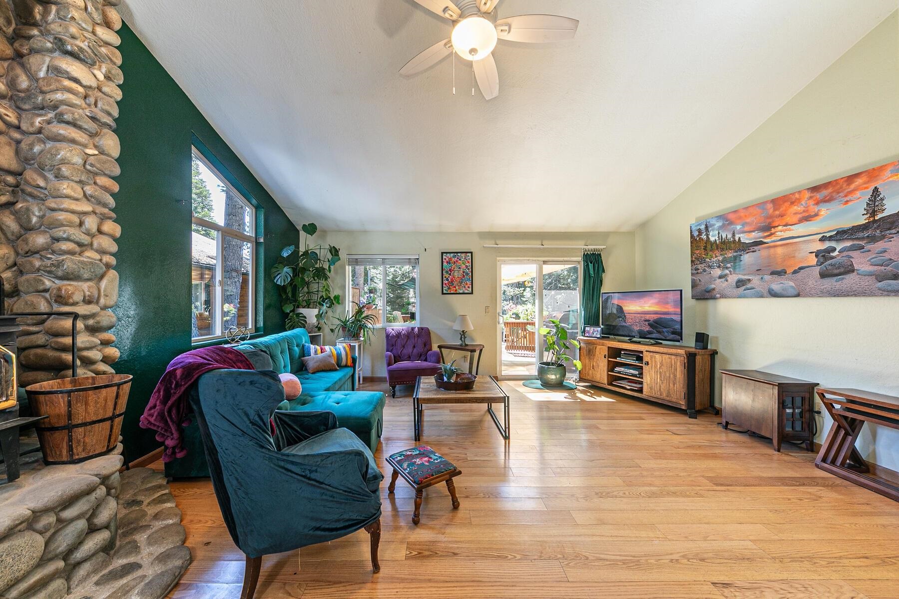 17263 Northwoods Boulevard Truckee, CA 96161 - Photo 9 of 27