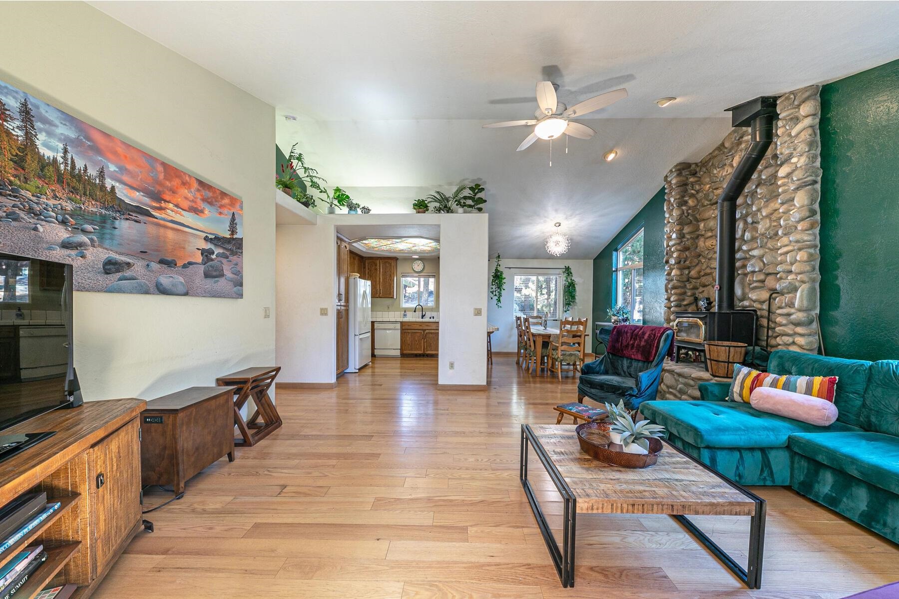 17263 Northwoods Boulevard Truckee, CA 96161 - Photo 10 of 27