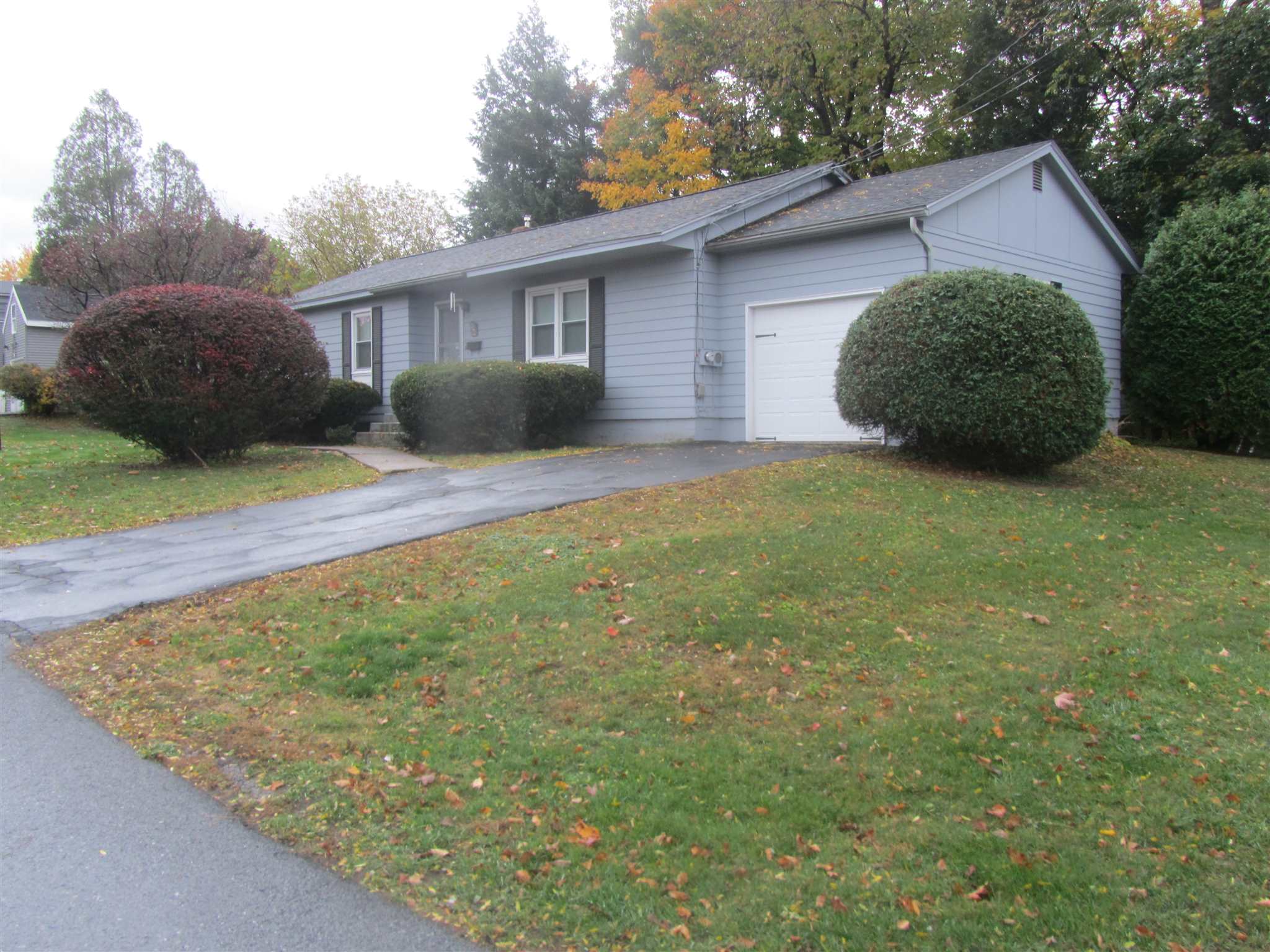 2 Newton Street Rutland, VT 05701 - Photo 1 of 18