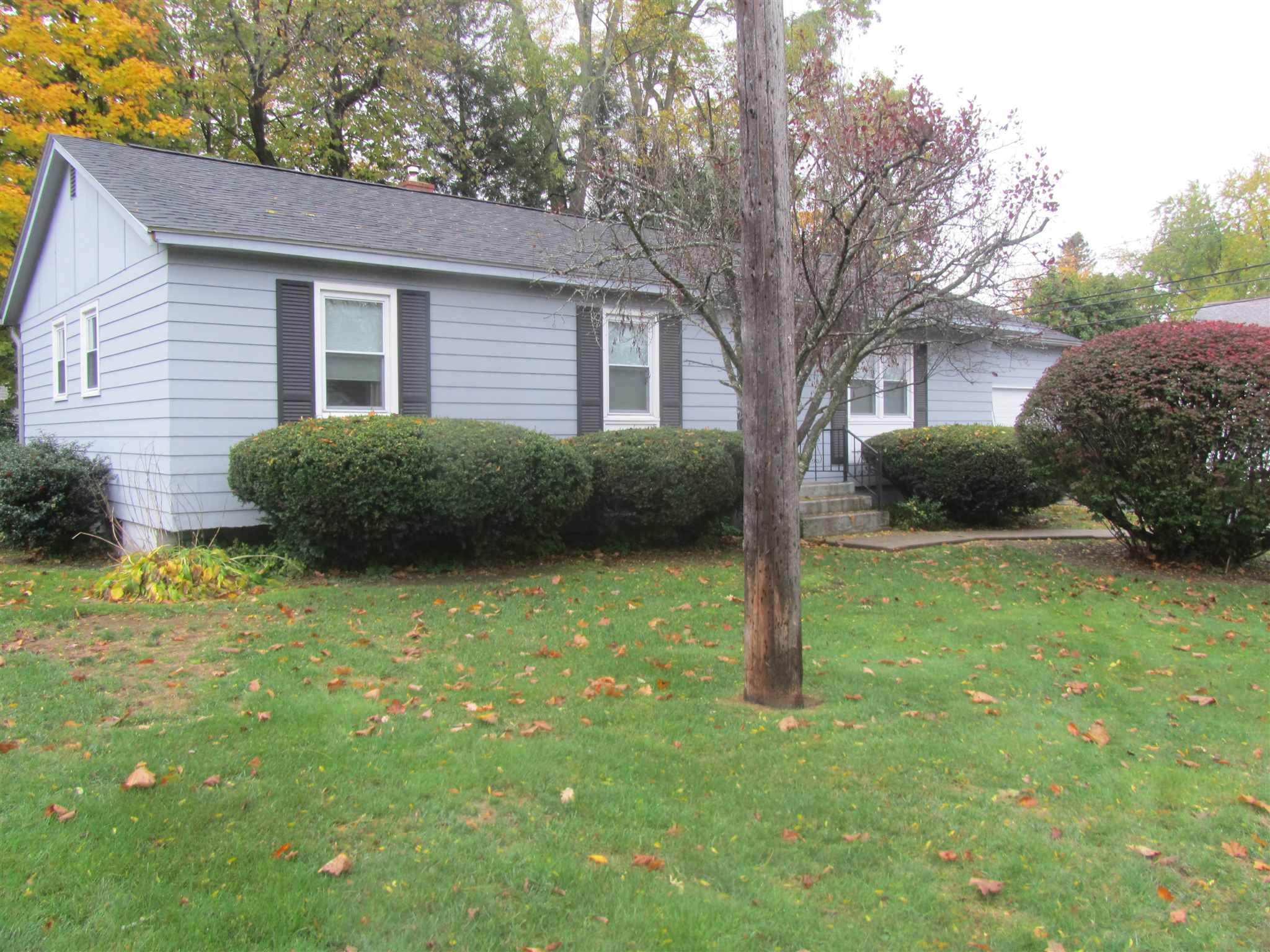 2 Newton Street Rutland, VT 05701 - Photo 2 of 18