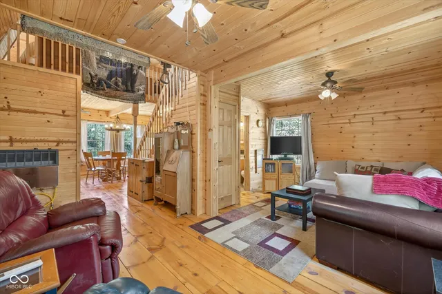 $189,900 | 2617 N Creek, Worthington, IN 47471