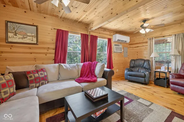 $189,900 | 2617 N Creek, Worthington, IN 47471