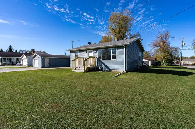 $189,600 | 604 Lincoln Avenue, Crookston, MN 56716
