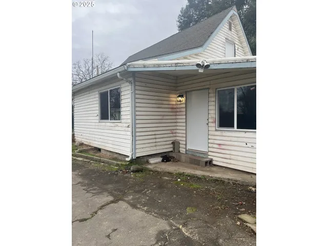 $269,900 | 734 Alder Street, Medford, OR 97501