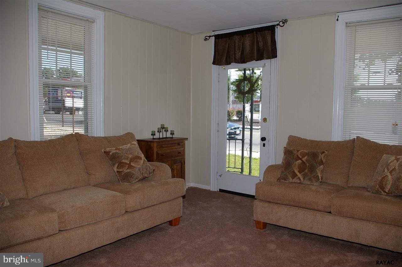 840 Baltimore Street Hanover, PA 17331 - Photo 6 of 15 Gallery Image 6