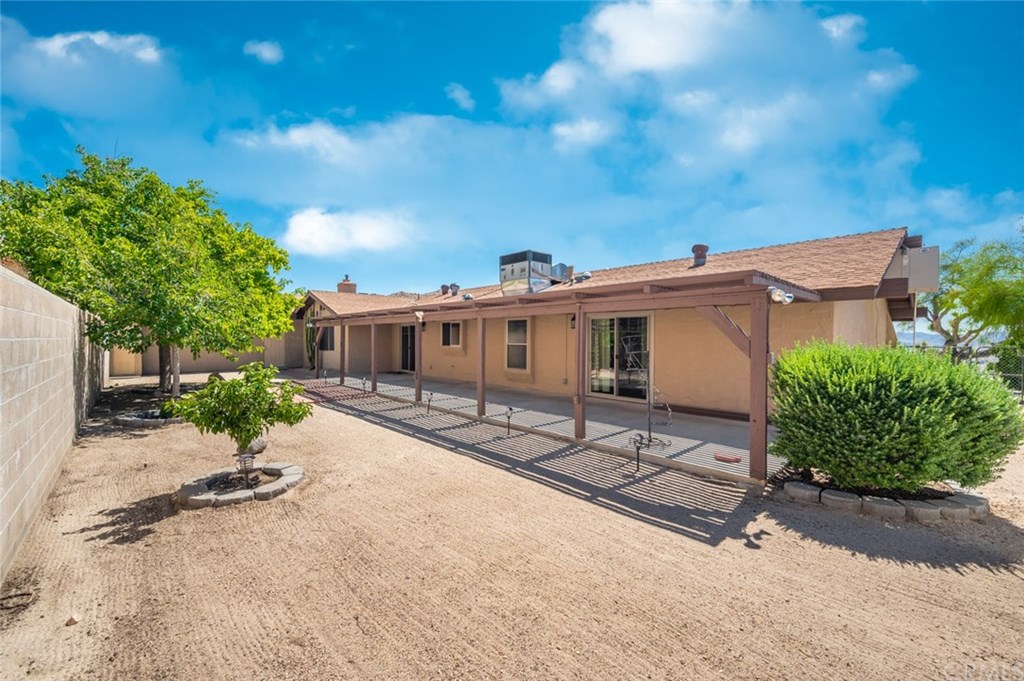 6184 Mirlo Road Yucca Valley, CA 92284 - Photo 23 of 35