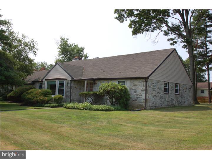 386 Lawrence Road Huntingdon Valley, PA 19006 - Photo 1 of 16 Exterior Front