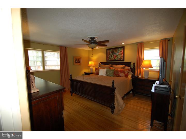 386 Lawrence Road Huntingdon Valley, PA 19006 - Photo 16 of 16 Gallery Image 16