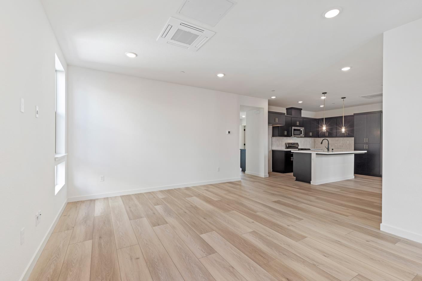 6710 Optimum Loop San Jose, CA 95119 - Photo 5 of 18