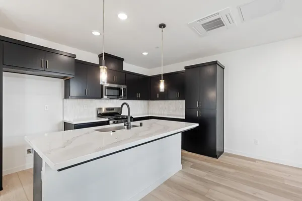 $1,199,900 | 6710 Optimum Loop, San Jose, CA 95119