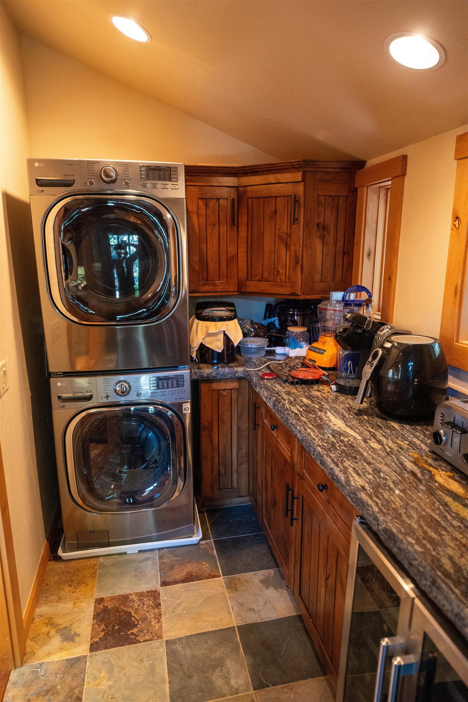 14942 Donner Pass Road Truckee, CA 96161 - Photo 7 of 21 Gallery Image 7